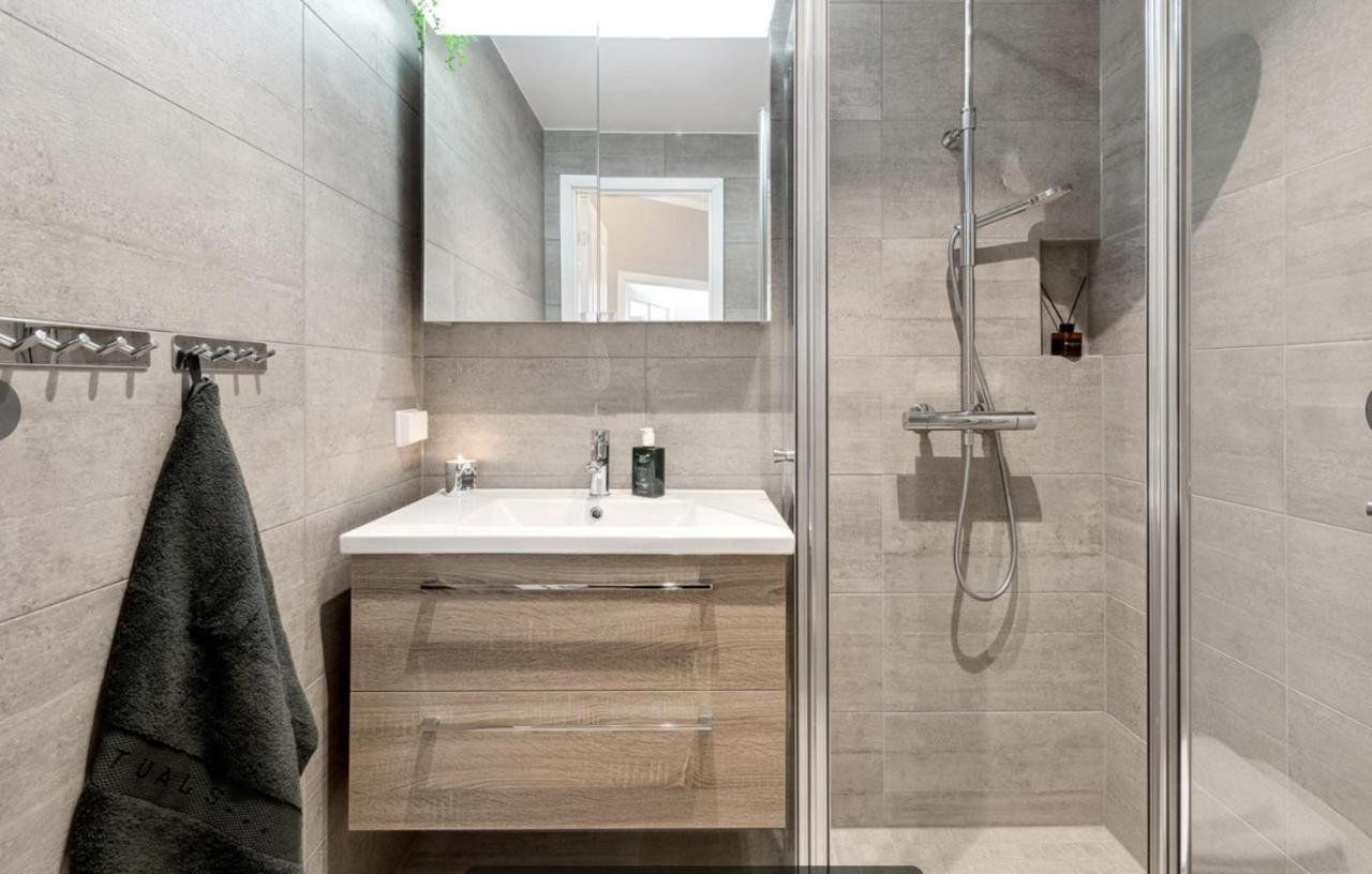 Sentrum For 4 Personer Apartment